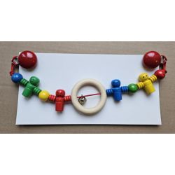 Houten kinderwagenketting met poppetjes, Hess 13078